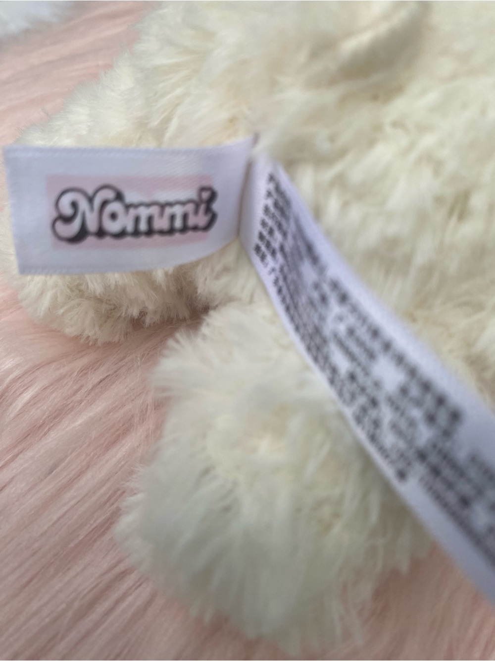 Nommi Plush Lamb Keychain - Cream with Pink Accents💕 Good condition ✨🤎 - Picture 3 of 12